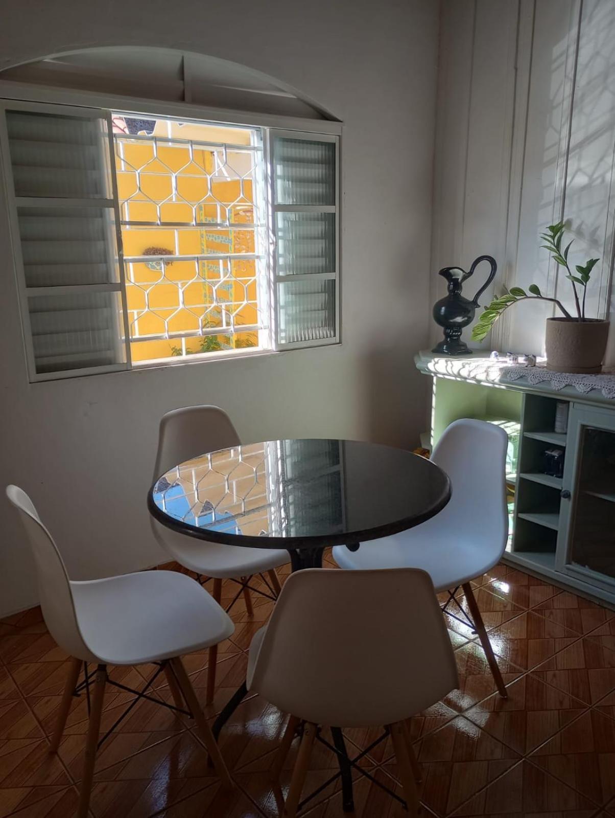 Casa de hóspedes Simples E Confortavel Londrina